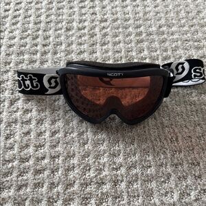 Scott Youth Black Ski Goggles with Red Tint.